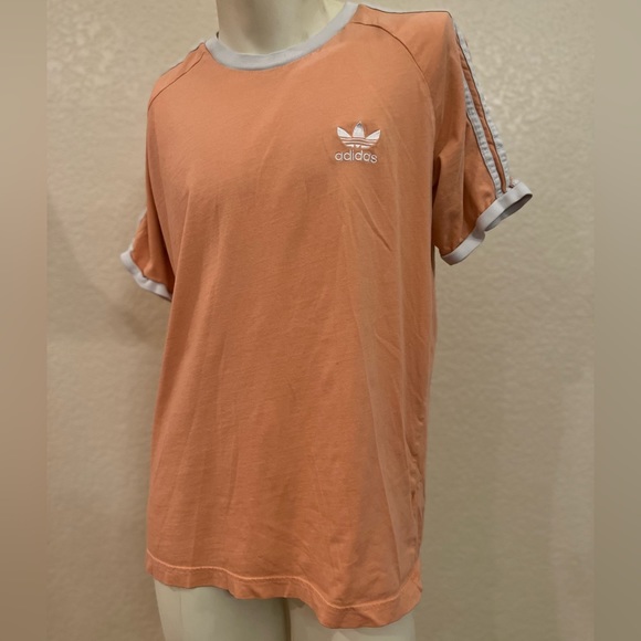 Adidas tee - Picture 2 of 2